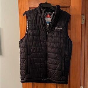 Columbia Men's Quilted Black Vest